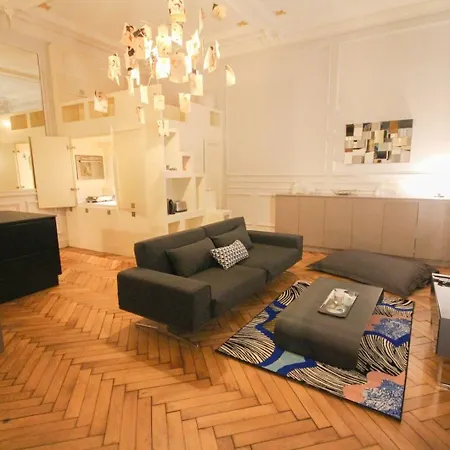 Apartment Centre - Grand Atypique ! *